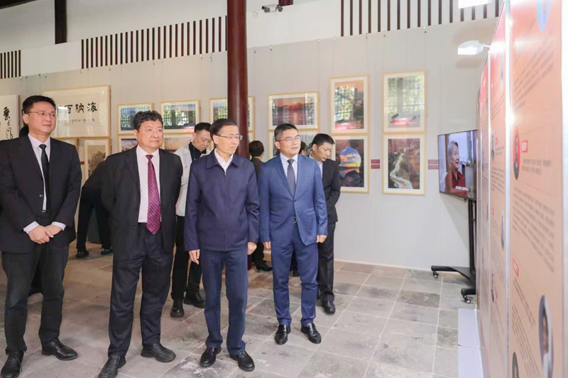 1761810430715075766.jpg 书画展7.jpg